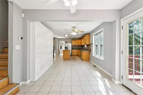 Entry Way - 8656 Indian Rd, Gloucester, VA 23061 photo 3 of 3