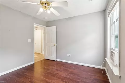 Bedroom - 8656 Indian Rd, Gloucester, VA 23061 photo 3 of 9