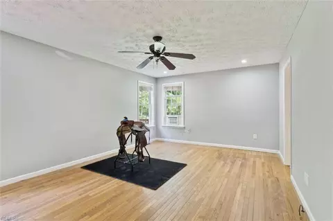 Living - 8656 Indian Rd, Gloucester, VA 23061 photo 3 of 3