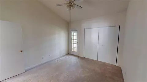 88 Emeraude Plage #B, Hampton, VA 23666 photo 18