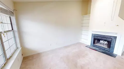 88 Emeraude Plage #B, Hampton, VA 23666 photo 4