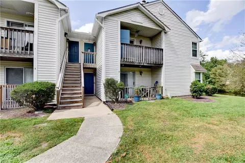 1701 Rockbridge Mews #B, Chesapeake, VA 23320