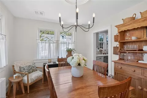 Dining - 1208 Willow Ave, Chesapeake, VA 23325 photo 2 of 4