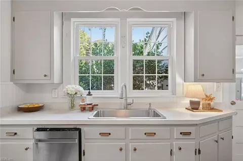 Kitchen - 1208 Willow Ave, Chesapeake, VA 23325 photo 3 of 3
