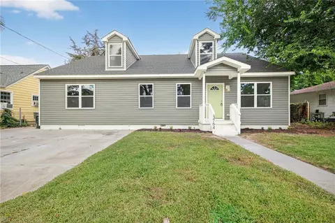 3764 Wayne Cir, Norfolk, VA 23513