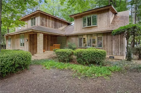 904 Salisbury Grn, Virginia Beach, VA 23452
