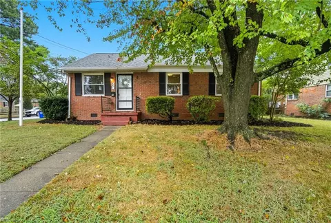561 Garren Ave, Norfolk, VA 23509