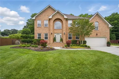 2580 Lower Greens Pl, Virginia Beach, VA 23456