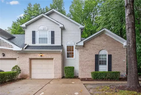 1400 Otterbourne Ct, Chesapeake, VA 23320