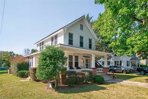 114 Maxwell Ave, Portsmouth, VA 23702
