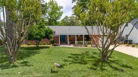 3716 Virginius Dr, Virginia Beach, VA 23452