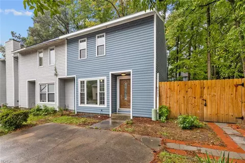 4323 Stafford Dr, Chesapeake, VA 23321