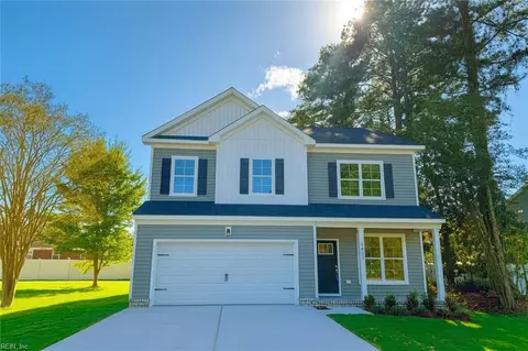 2821 Margaret Booker Dr, Chesapeake, VA 23323