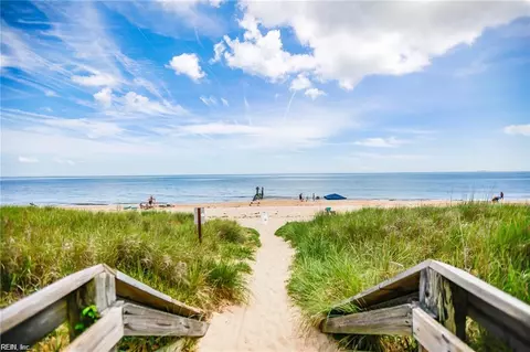 1318 Little Bay Ave, Norfolk, VA 23503