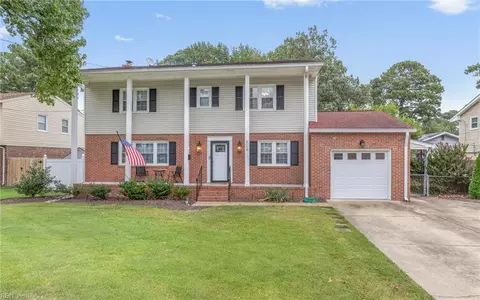 604 Robens Rd, Virginia Beach, VA 23452