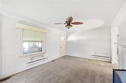 Living - 1132 Proctor St, Suffolk, VA 23434 photo 2 of 2