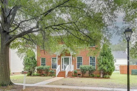2941 Gate House Rd, Norfolk, VA 23504