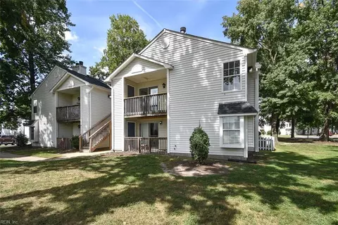 1709 Stoney Creek Arch Arch #D, Chesapeake, VA 23320
