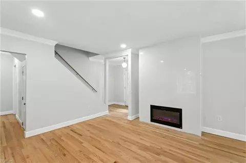 207 S Blake Rd, Norfolk, VA 23505 photo 6