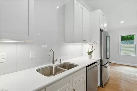 207 S Blake Rd, Norfolk, VA 23505 photo 16