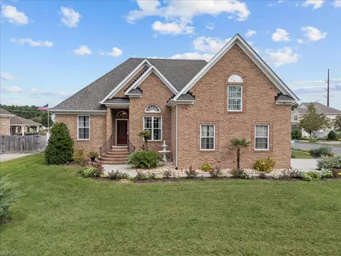 916 Brice Ct, Chesapeake, VA 23322