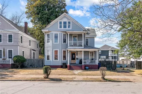 14 Parkview Ave, Portsmouth, VA 23704