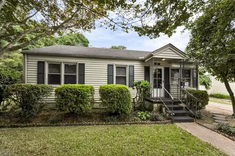 2909 Mars St, Virginia Beach, VA 23452