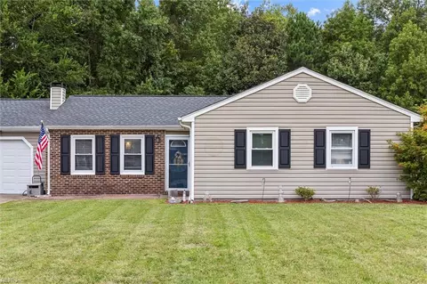 215 Eastlawn Dr, Hampton, VA 23664