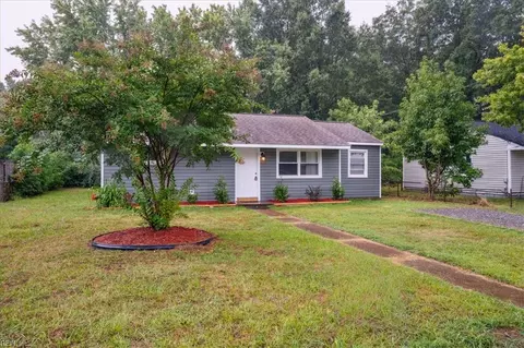 1482 Morgan Dr, Hampton, VA 23663