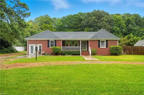 5809 Beechwalk Dr, Virginia Beach, VA 23464