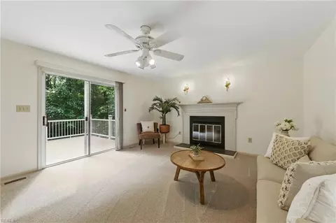 200 Deauville Cir, Newport News, VA 23606