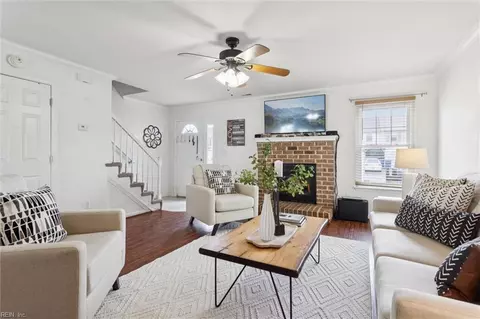 1339 Orillia Rd, Virginia Beach, VA 23464