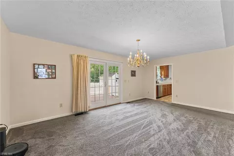9247 Marlfield Rd, Gloucester, VA 23061 photo 18