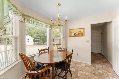 9247 Marlfield Rd, Gloucester, VA 23061 photo 24