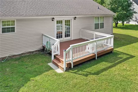 9247 Marlfield Rd, Gloucester, VA 23061 photo 10