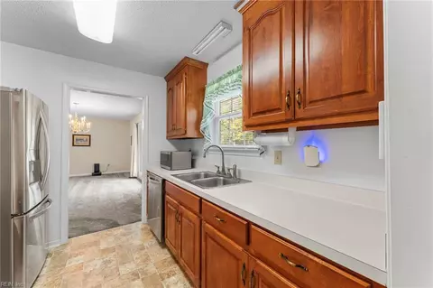 9247 Marlfield Rd, Gloucester, VA 23061 photo 21