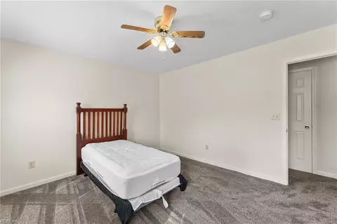9247 Marlfield Rd, Gloucester, VA 23061 photo 32