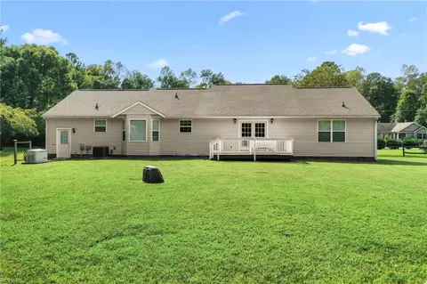 9247 Marlfield Rd, Gloucester, VA 23061 photo 8