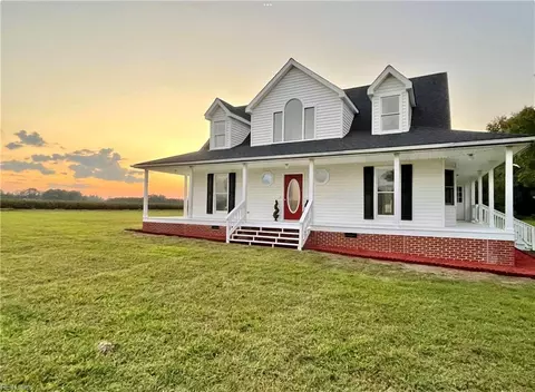 26044 Meherrin Rd, Capron, VA 23829