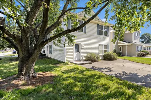 1400 Hazel Ave, Chesapeake, VA 23325