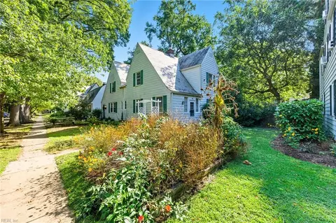 46 Hopkins St, Newport News, VA 23601