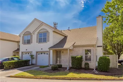 5053 Heathglen Cir, Virginia Beach, VA 23456