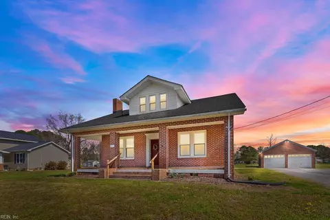 29007 N Main St, Newsoms, VA 23874