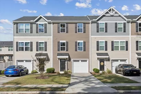 122 Manilla Cir #5, Hampton, VA 23669