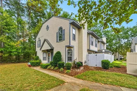 1625 Lucia Ct, Virginia Beach, VA 23455