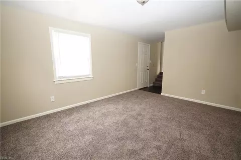 Living - 703 S Fallon Ct, Hampton, VA 23661 photo 7 of 9