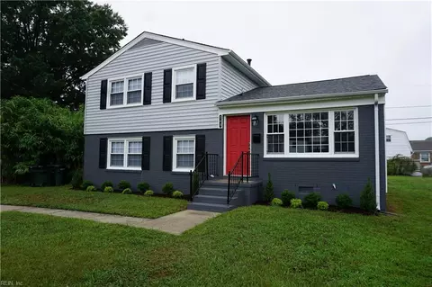 703 S Fallon Ct, Hampton, VA 23661