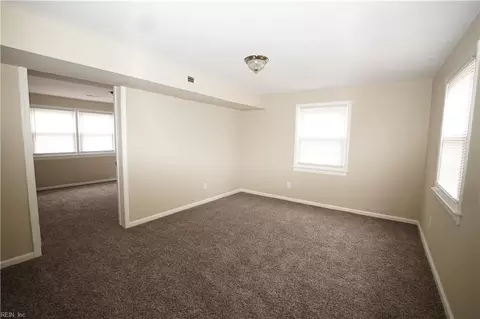 Living - 703 S Fallon Ct, Hampton, VA 23661 photo 9 of 9