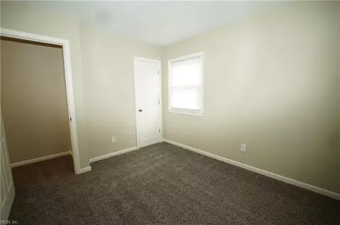 Bedroom - 703 S Fallon Ct, Hampton, VA 23661 photo 11 of 12