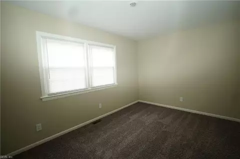 Bedroom - 703 S Fallon Ct, Hampton, VA 23661 photo 7 of 12
